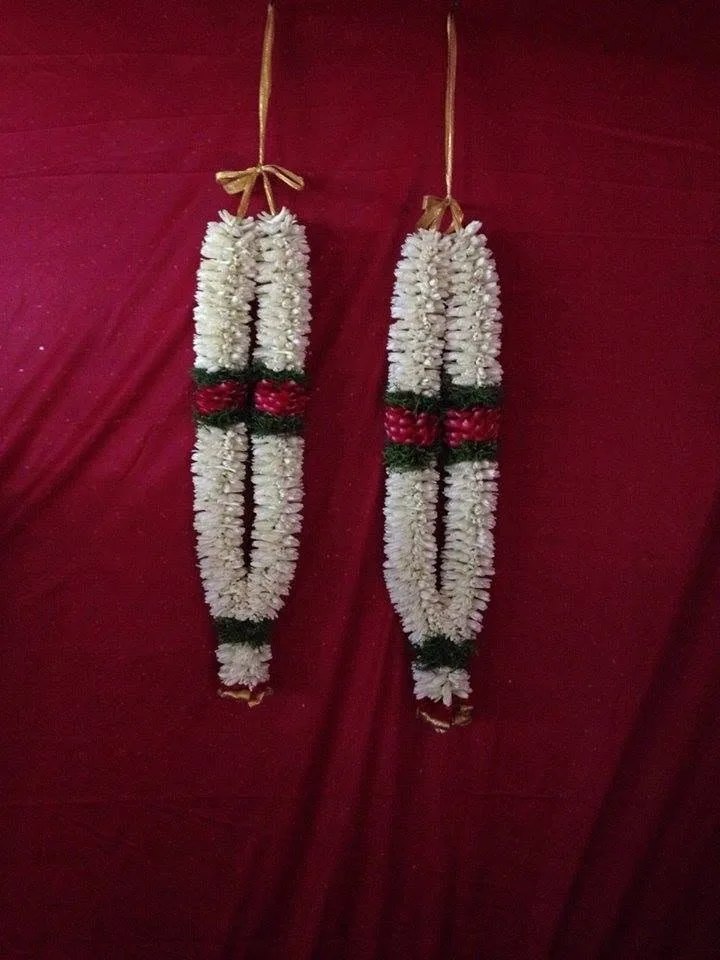 Lilly Garlands